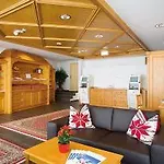 Hotel Alpinlodges 4*