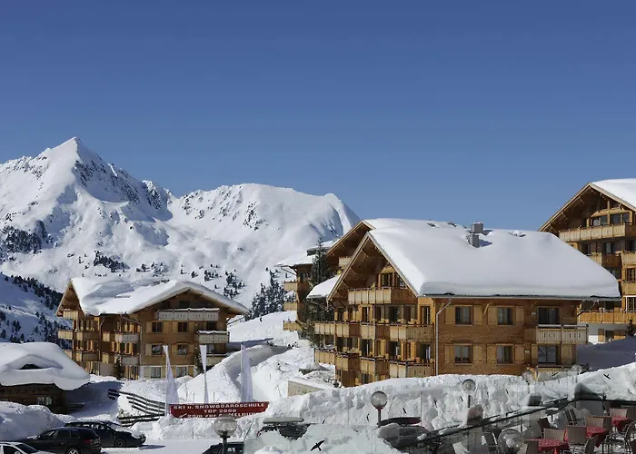 ホテル Alpinlodges 4*